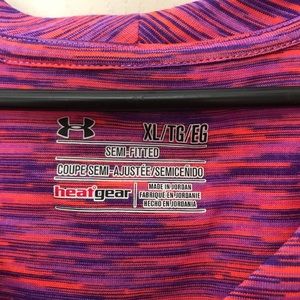 Women’s under armor t-shirt